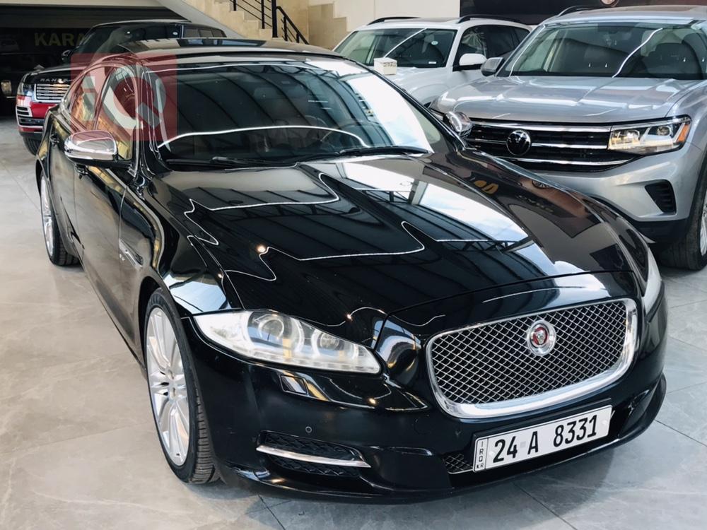 Jaguar XJ